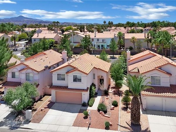 2107 Mountain Echo Avenue , Henderson, NV 89074