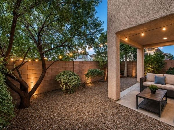 227 Serenity Crest Street , Henderson, NV 89012