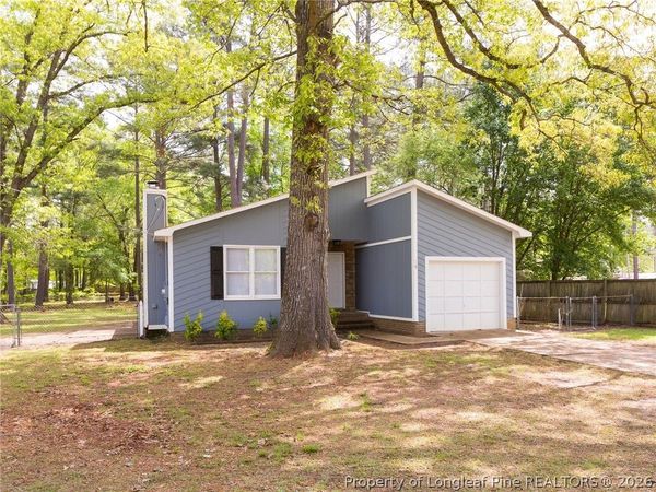 1683 Rim Road , Fayetteville, NC 28314