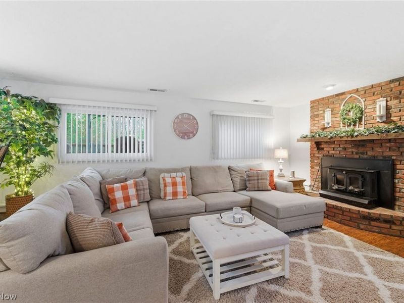 12052 Wood Oval, North Royalton, OH 44133 Photo 14