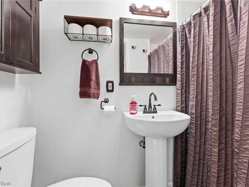 12052 Wood Oval, North Royalton, OH 44133 Photo 18