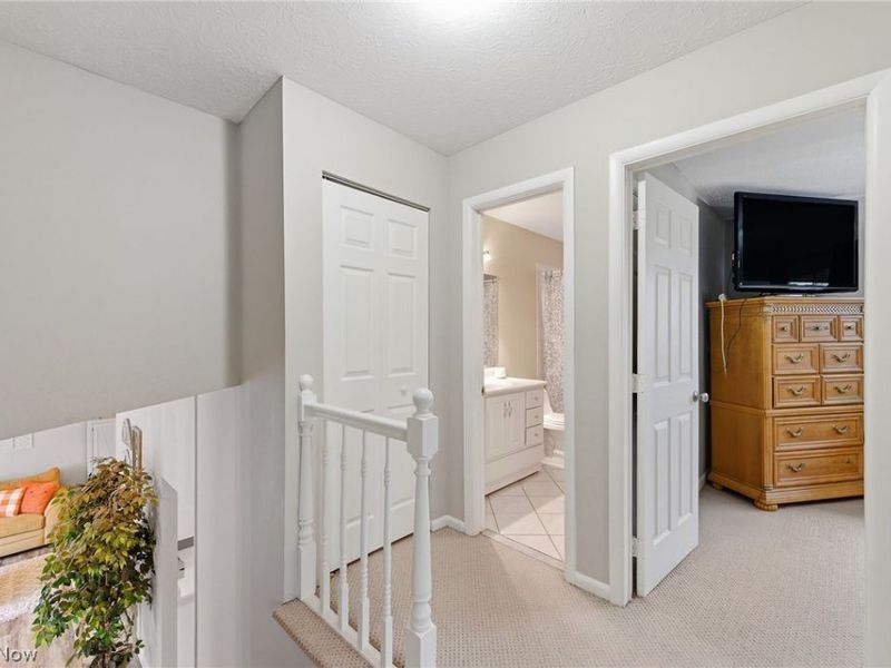 12052 Wood Oval, North Royalton, OH 44133 Photo 24