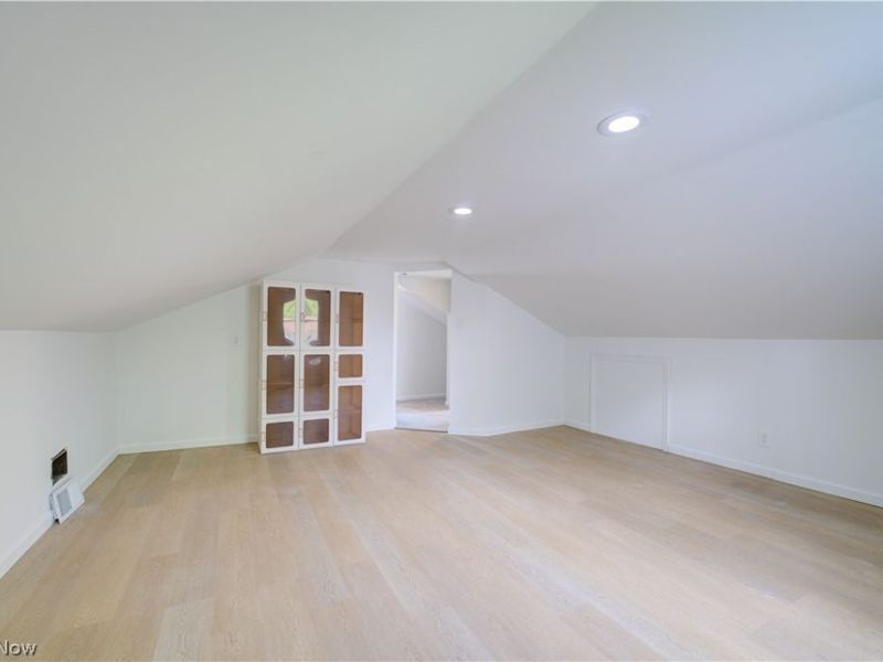 357 Erie Road , Vermilion, OH 44089 Photo 22