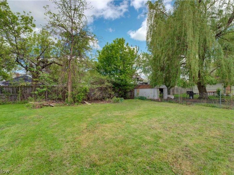 357 Erie Road , Vermilion, OH 44089 Photo 36