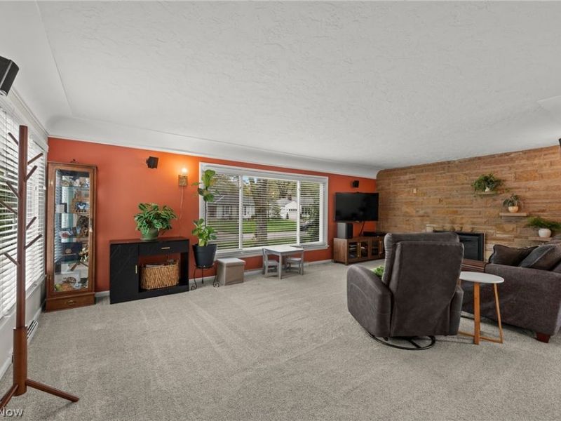 345 Miami Avenue, Elyria, OH 44035 Photo 6