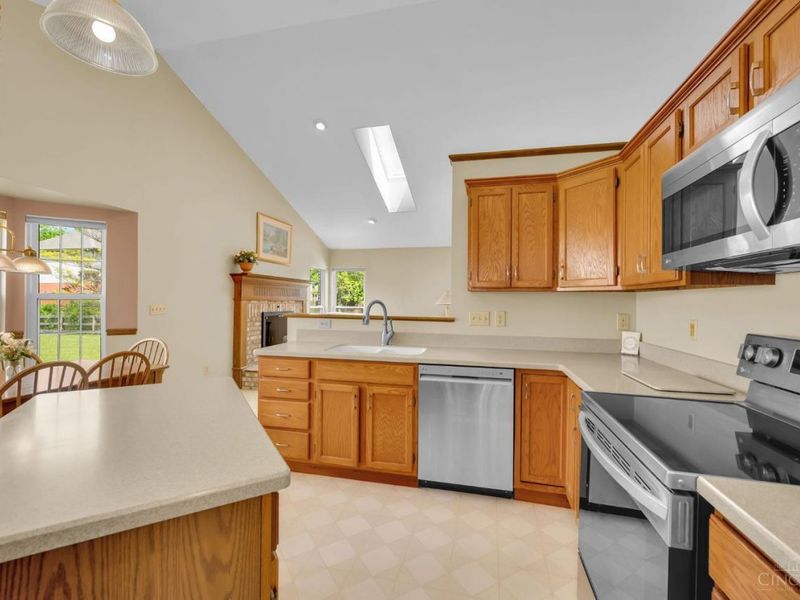 8288 White Hill Lane, West Chester, OH 45069 Photo 15