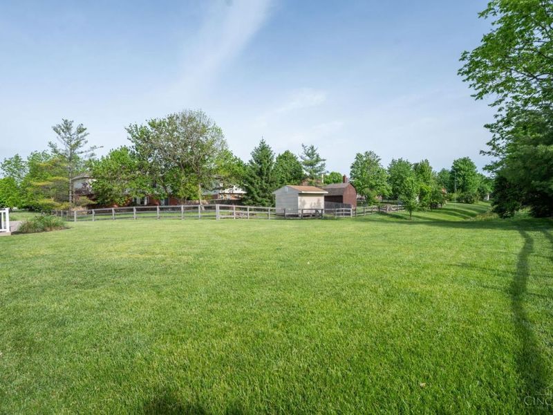 8288 White Hill Lane, West Chester, OH 45069 Photo 30