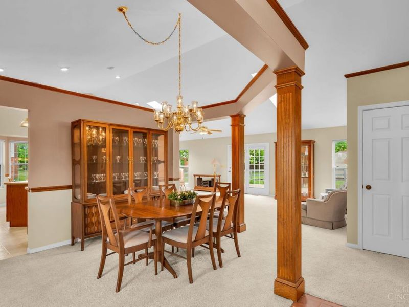 8288 White Hill Lane, West Chester, OH 45069 Photo 5