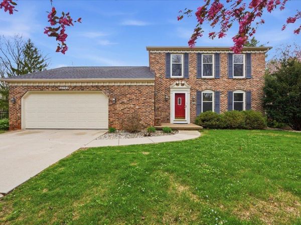 3702 Nathan Hale Court, Middleton, WI 53562