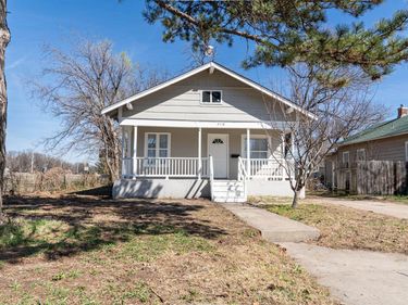 710 S Glenn St, Wichita, KS 67213