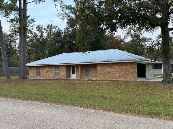 132 ALIDA Street , Hammond, LA 70403