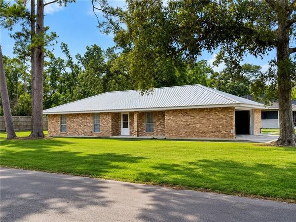 132 ALIDA Street , Hammond, LA 70403