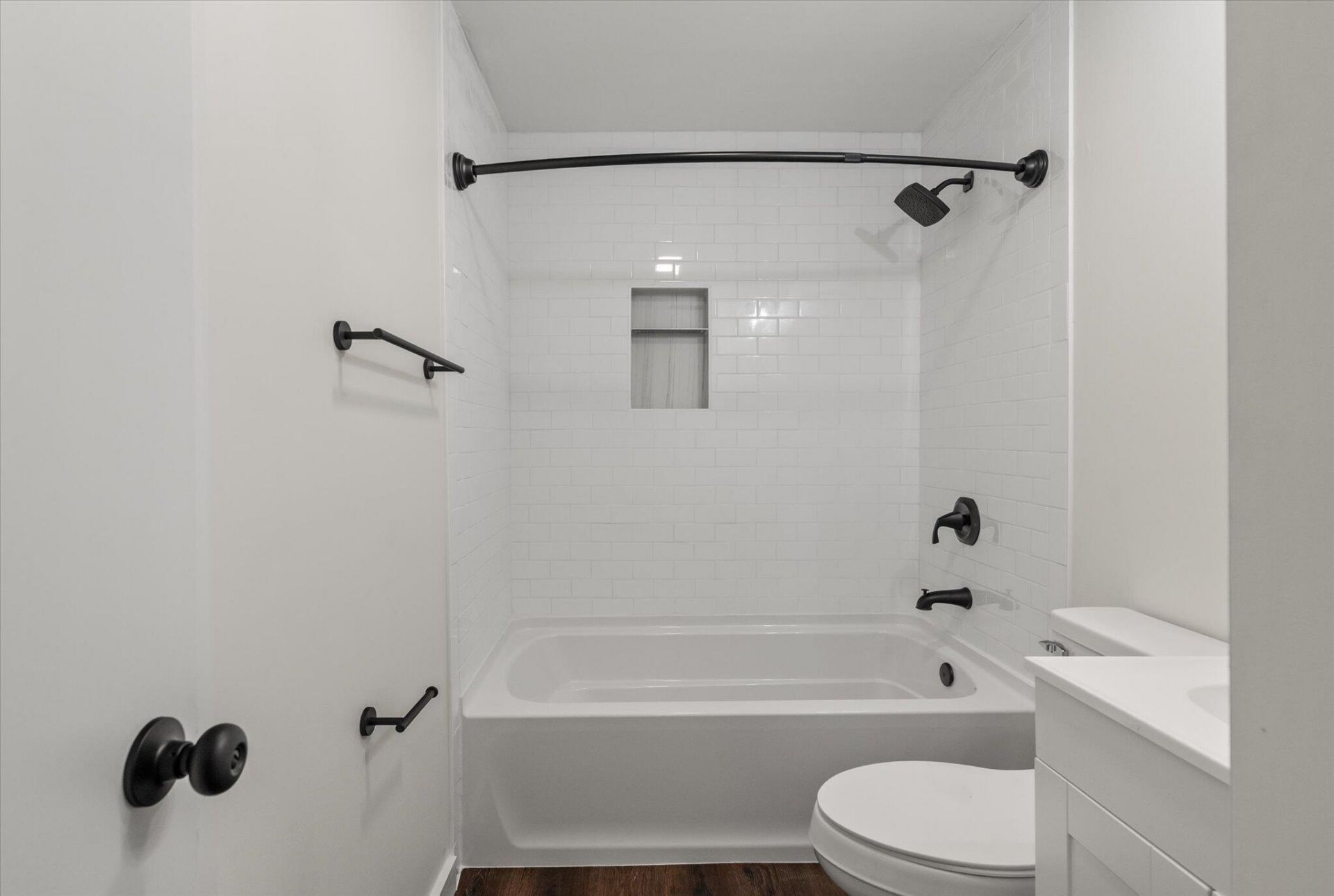 12 Grove Street Photo 10