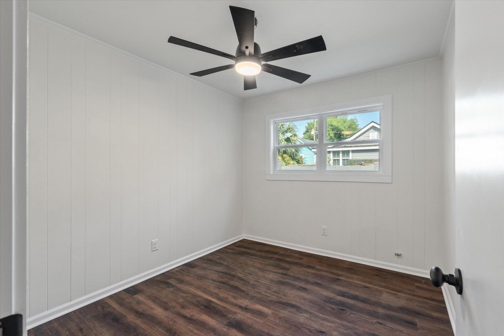 12 Grove Street Photo 11