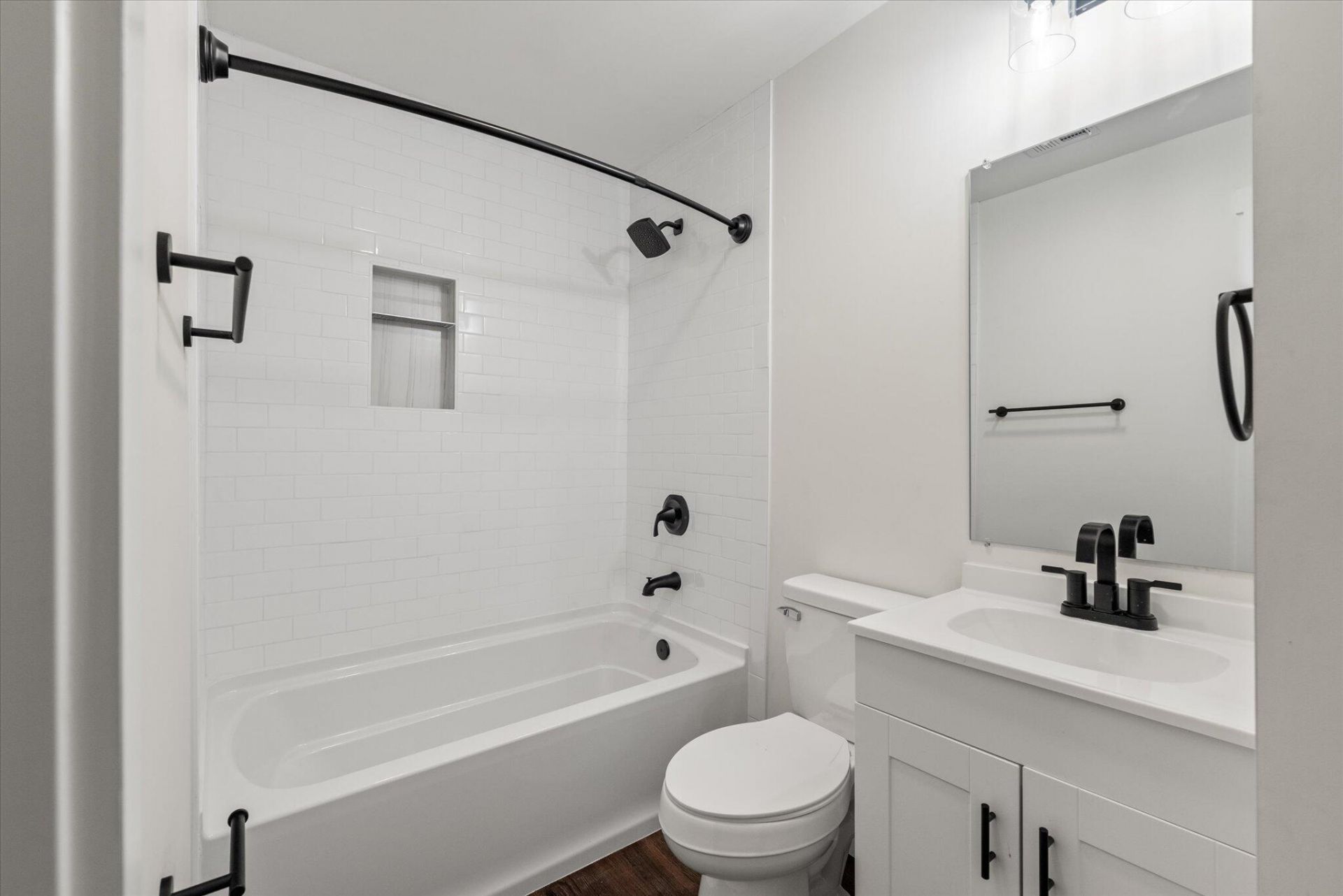 12 Grove Street Photo 9