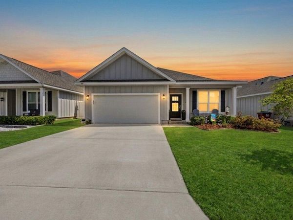 211 Lyla Lane, Crestview, FL 32539