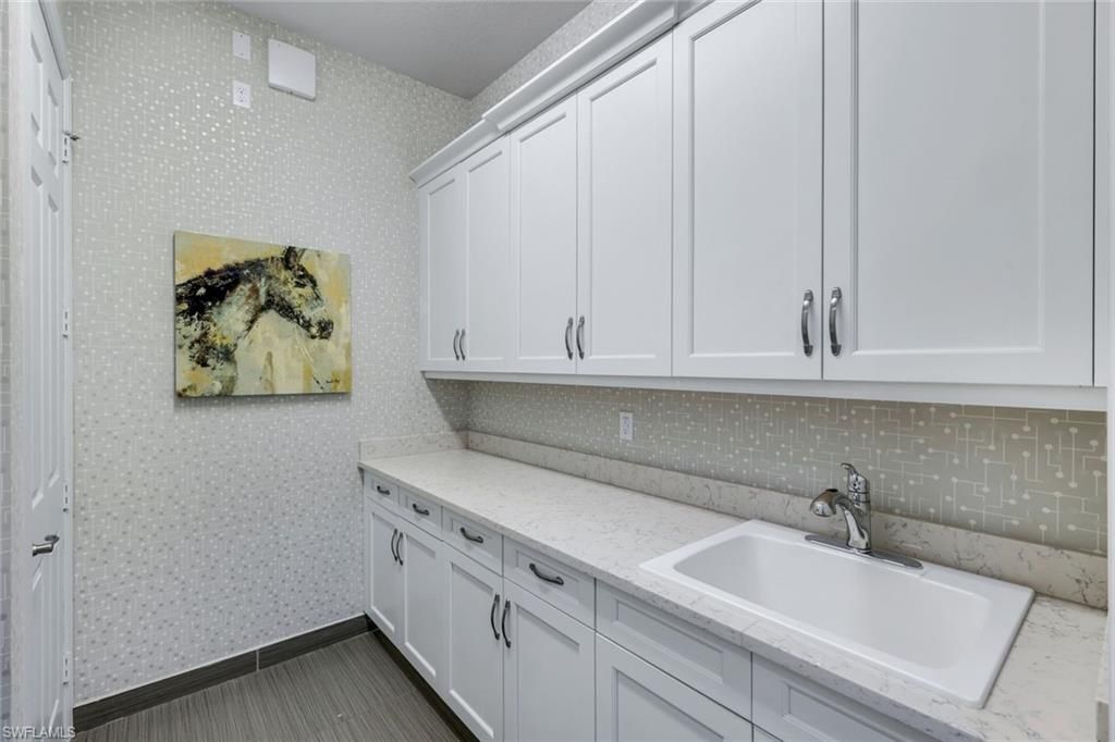 4056 Nova Ln, Naples, FL 34119 Photo