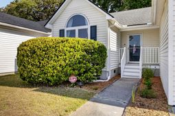 470 Cessna Avenue photo 4