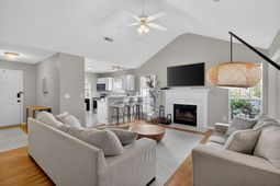 470 Cessna Avenue photo 4