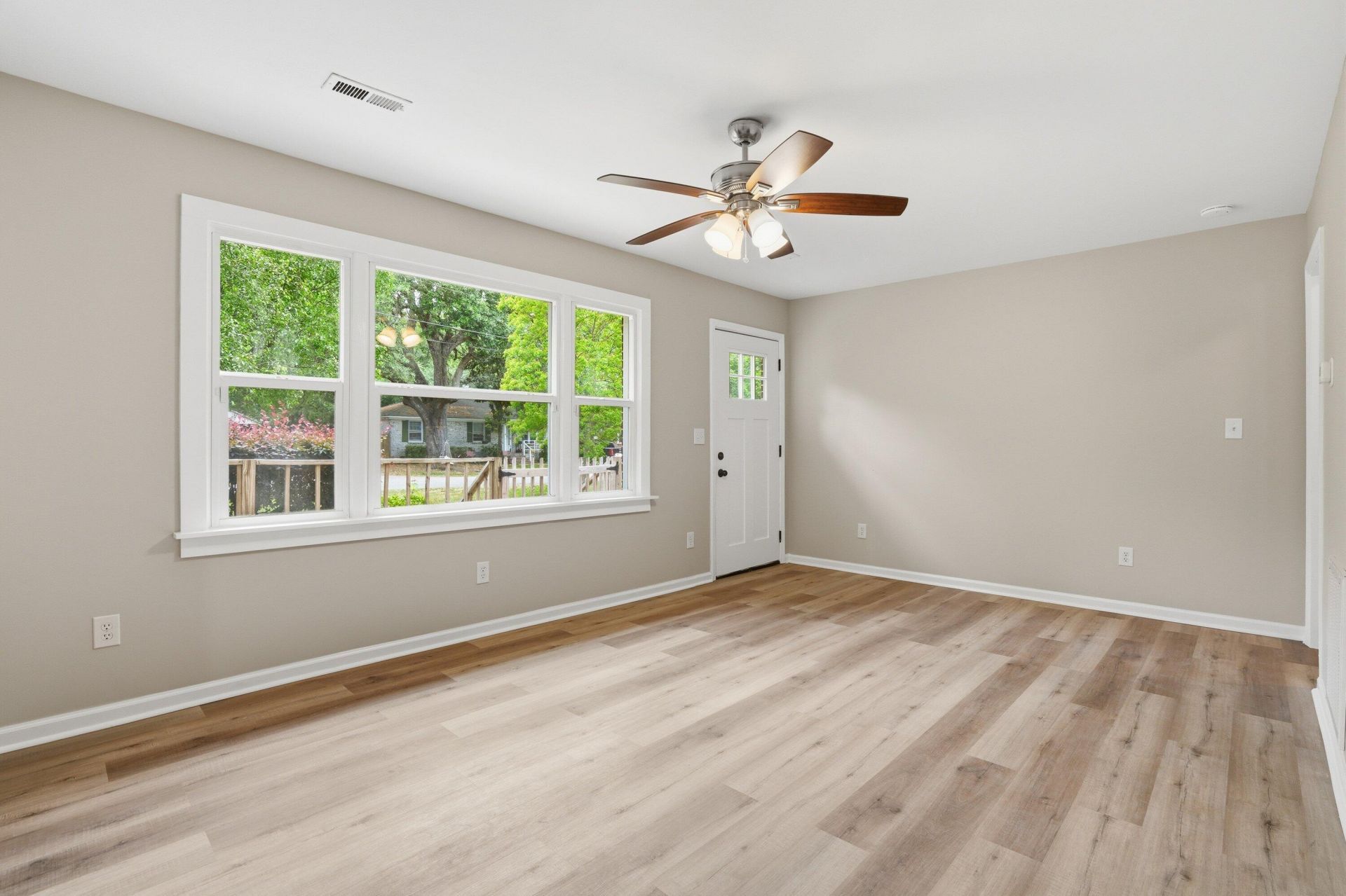 131 Harvey Avenue Photo 10