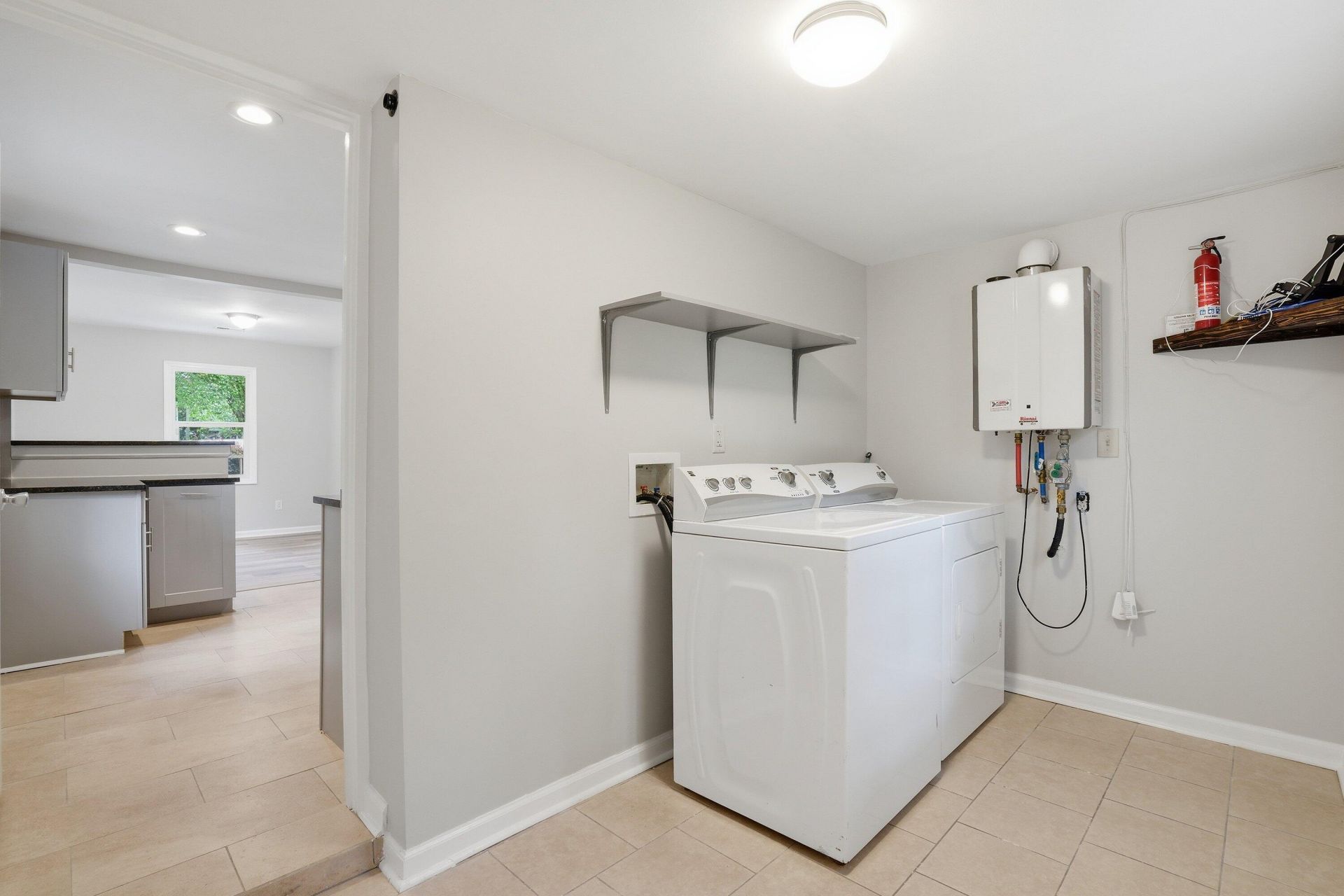 131 Harvey Avenue Photo 16