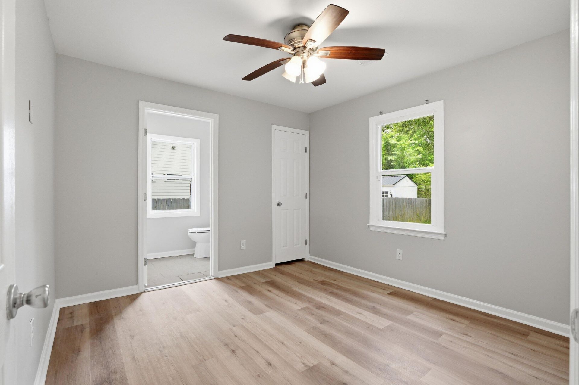 131 Harvey Avenue Photo 23