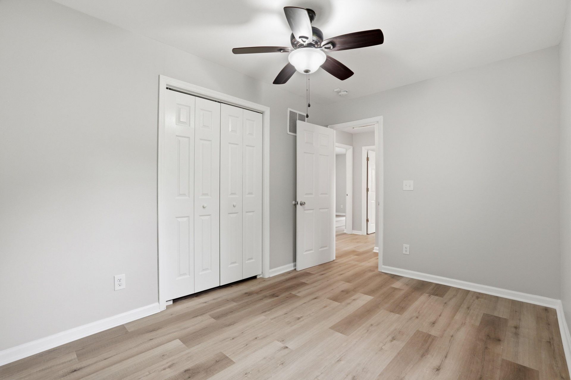 131 Harvey Avenue Photo 27