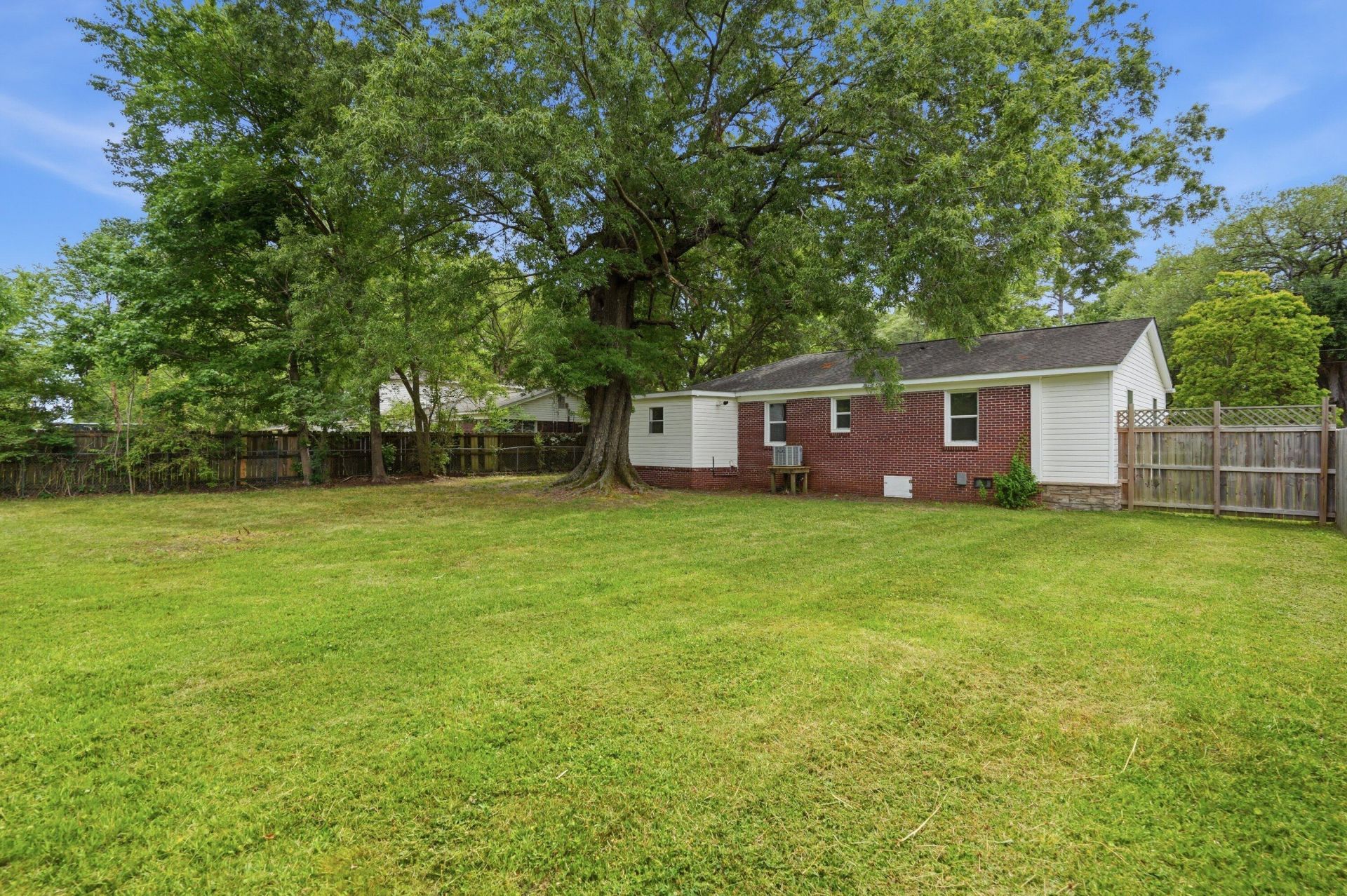 131 Harvey Avenue Photo 29