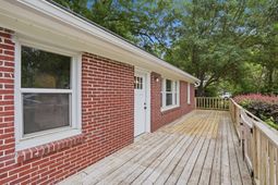 131 Harvey Avenue photo 4