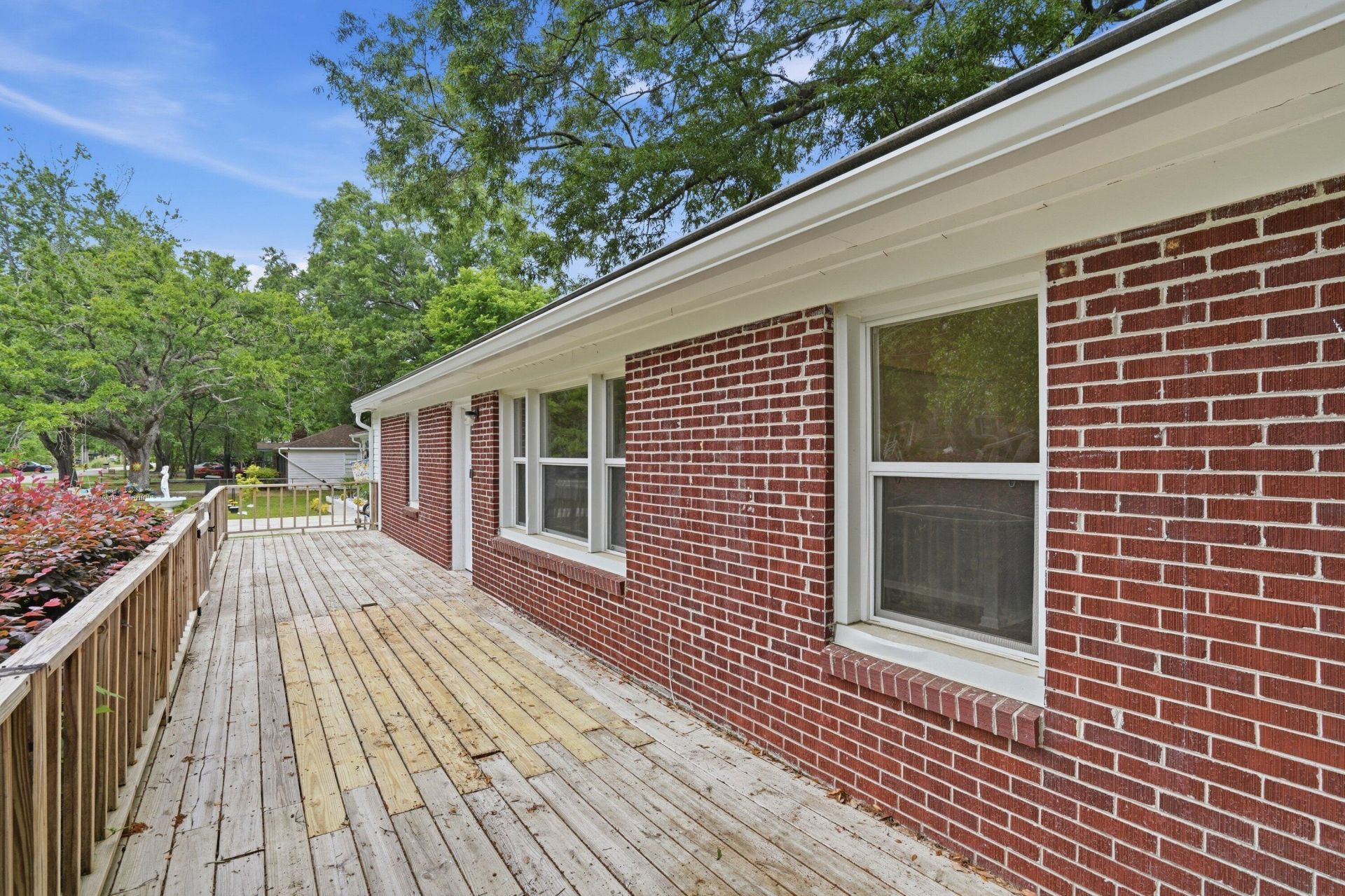 131 Harvey Avenue Photo 6