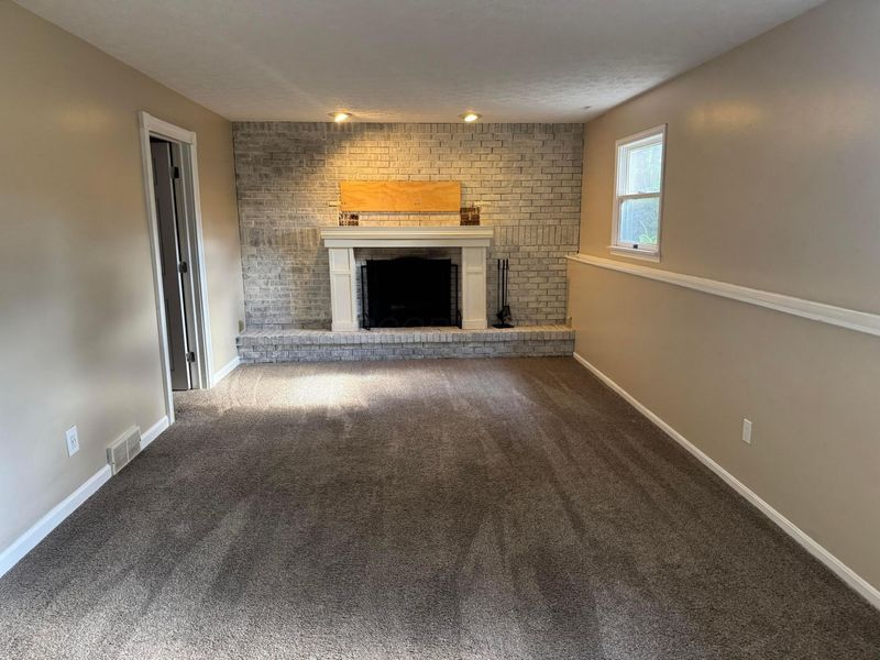 512 Mark Circle , Newark, OH 43055 Photo 9