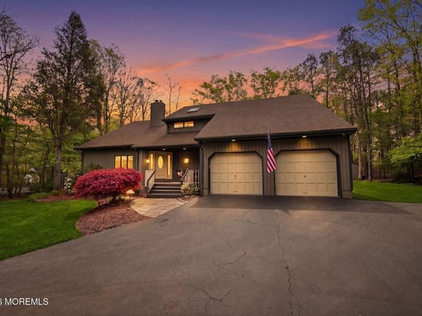 25 Carrs Tavern Road, Clarksburg, NJ 08510