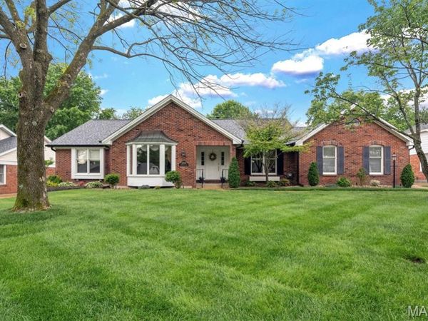 12120 Westwick Place , St Louis, MO 63127