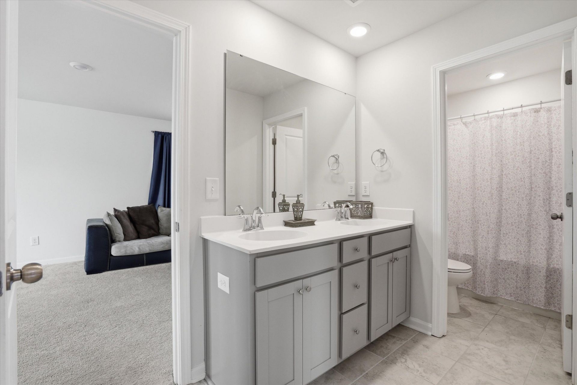 608 Macintyre Circle Photo 27