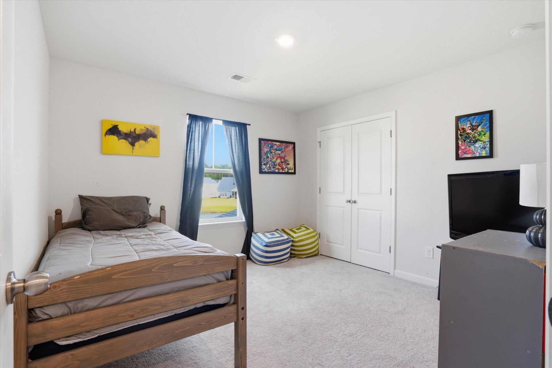 608 Macintyre Circle Photo 29