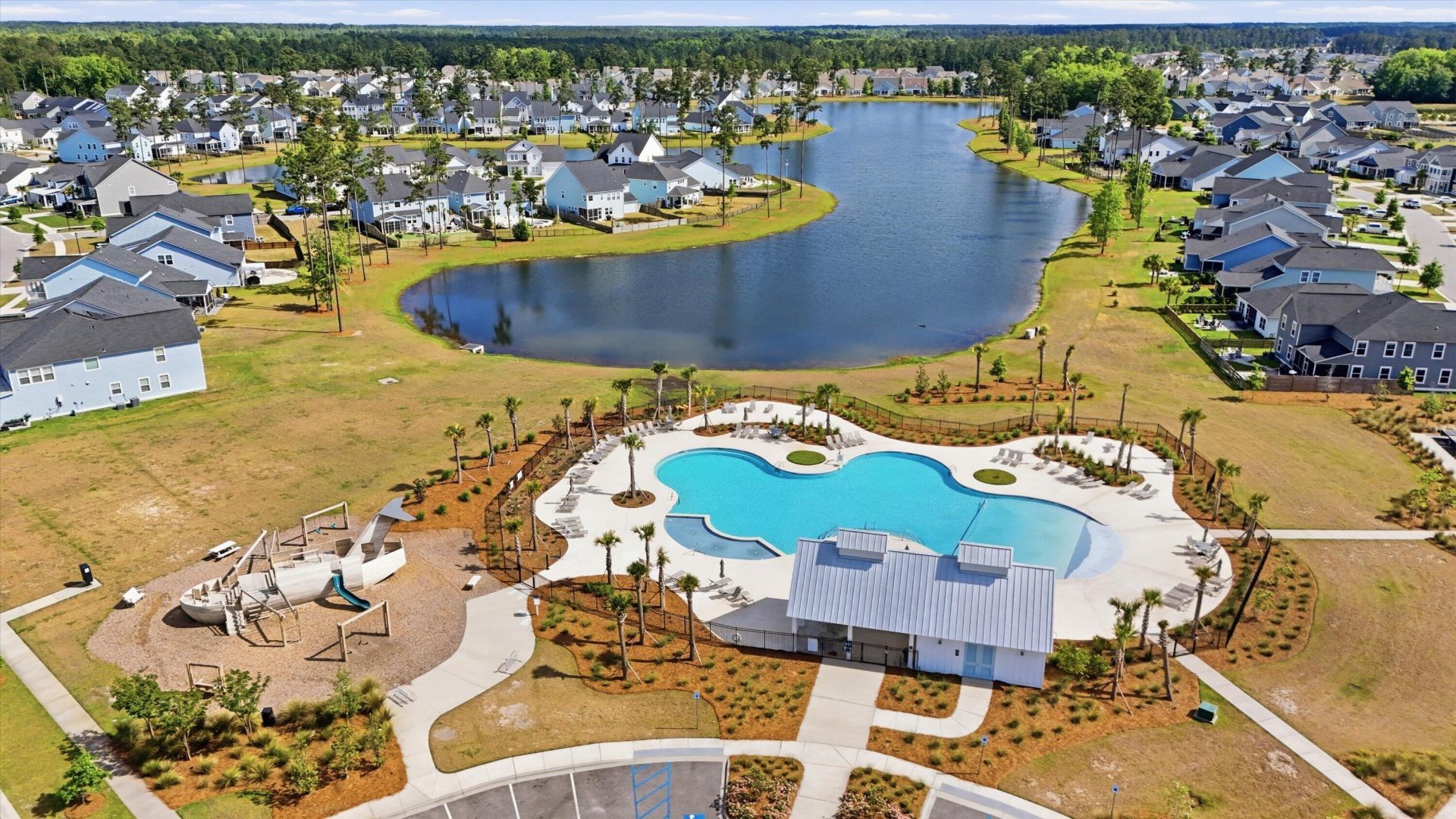 608 Macintyre Circle Photo 46