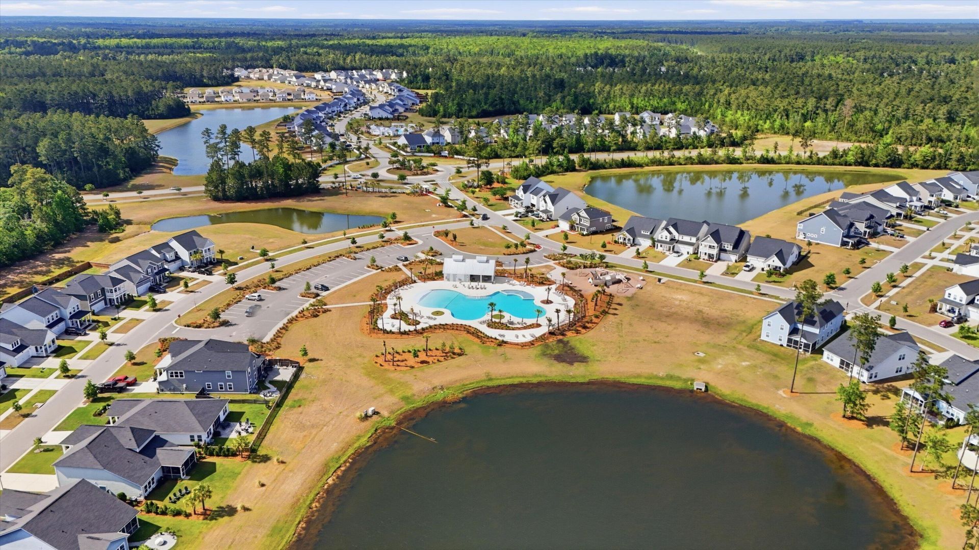 608 Macintyre Circle Photo 47