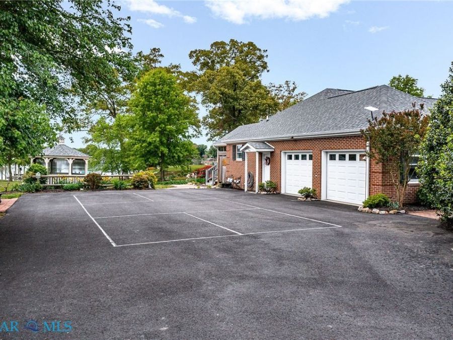 Property Image 40