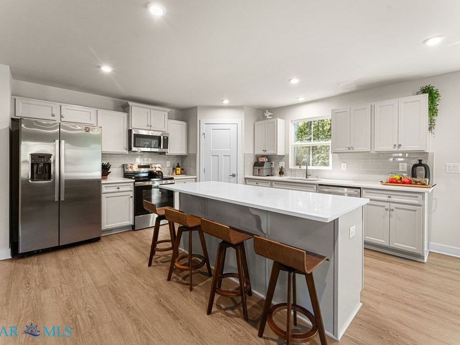 Property Image 6