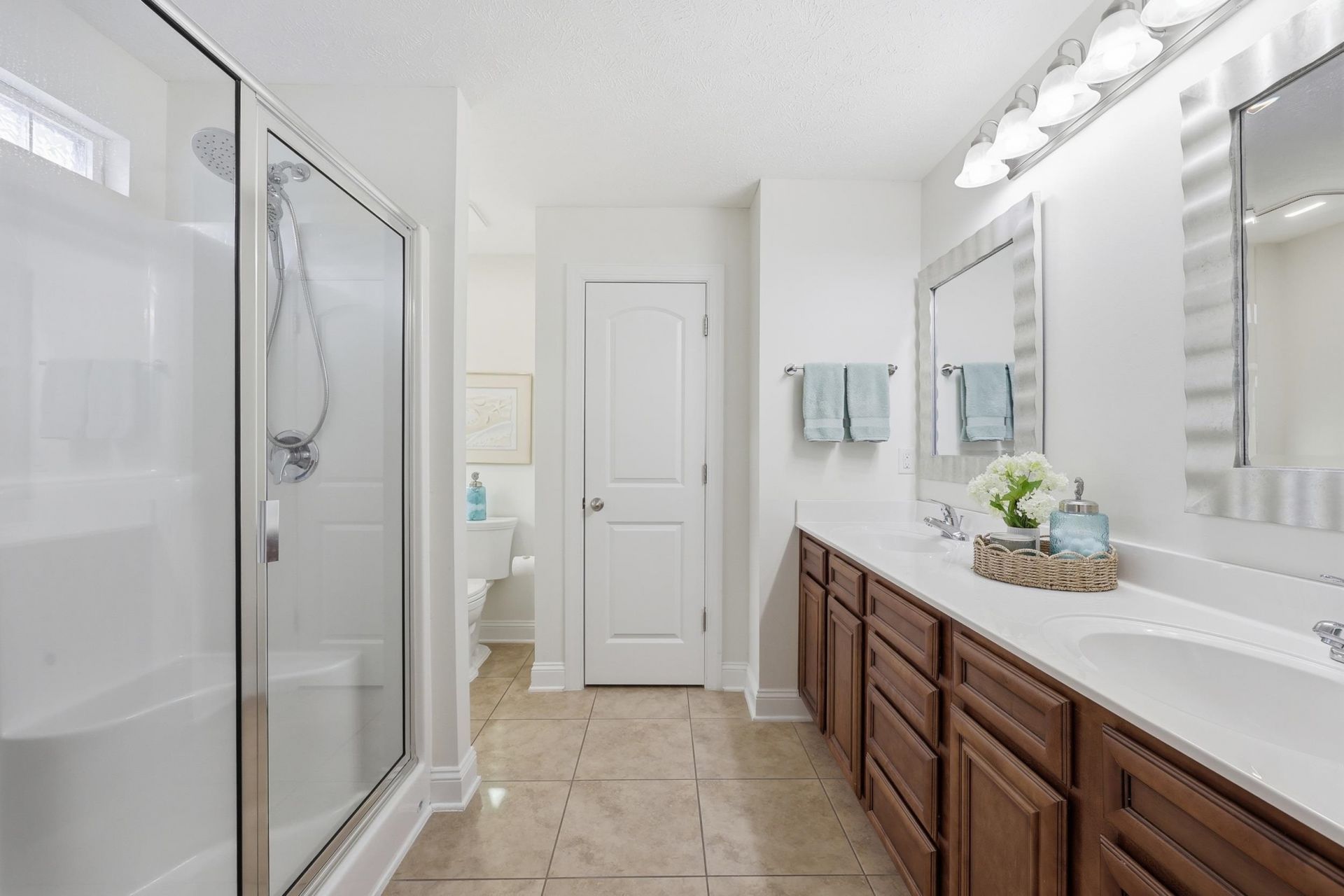 133 Camrose Way Photo 30