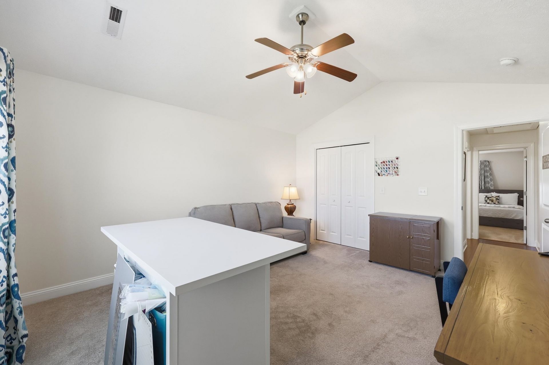 133 Camrose Way Photo 34