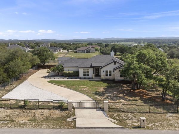 1422 Ledgebrook, Spring Branch, TX 78070