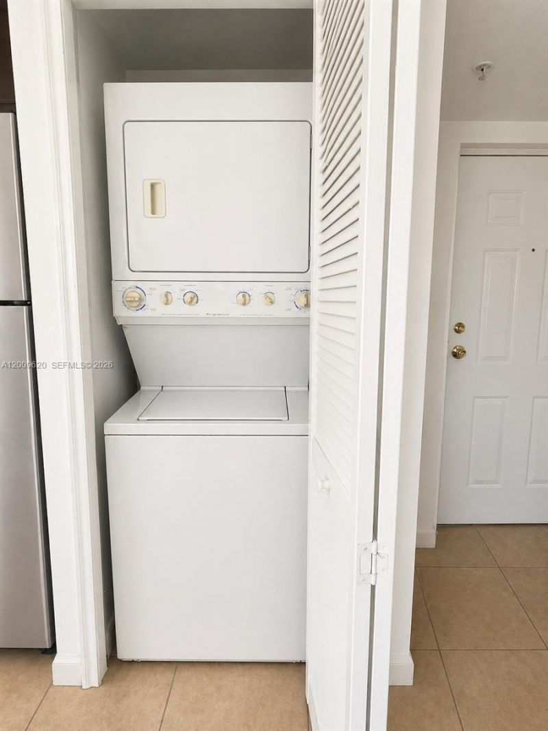 630 85th St, Unit 101, Miami Beach, FL 33141 Photo