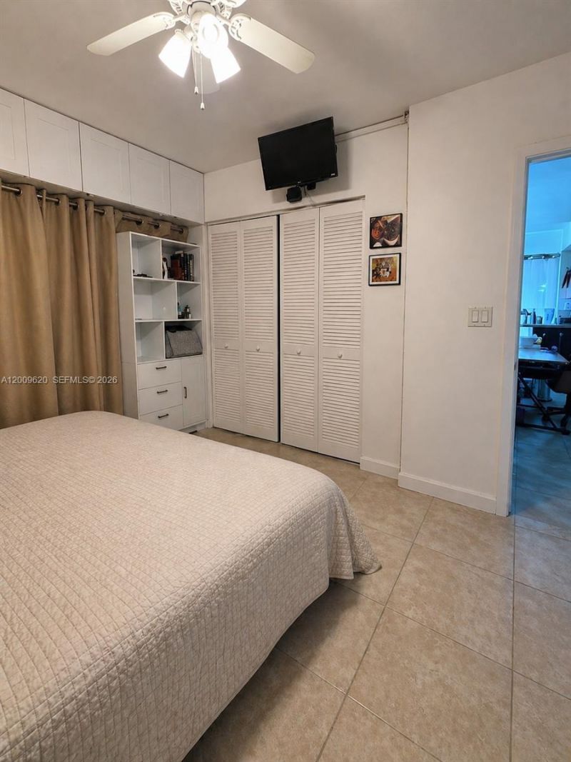 630 85th St, Unit 101, Miami Beach, FL 33141 Photo