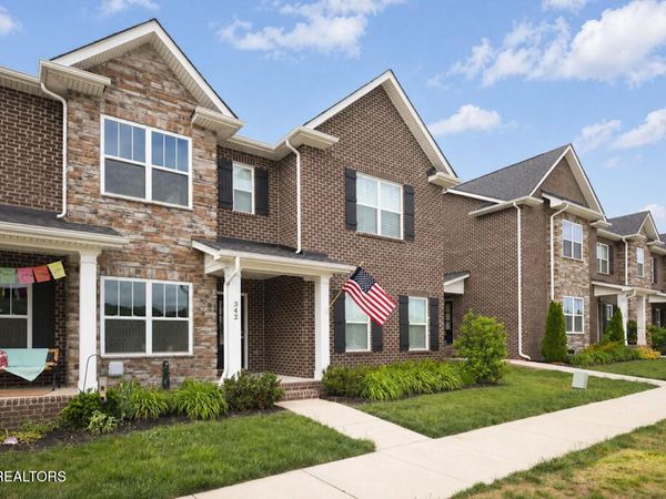 342 Broadberry Ave, Oak Ridge, TN 37830