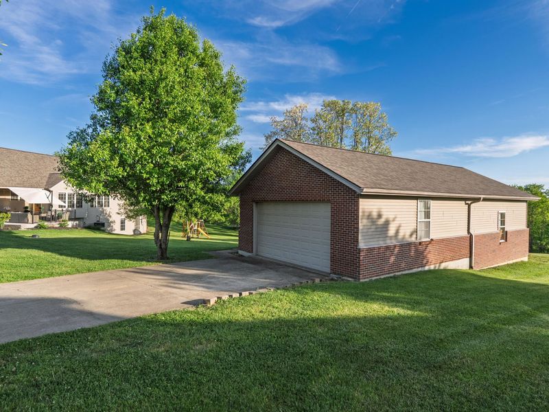 130 Lexington Trail, Dry Ridge, KY 41035 Photo 3