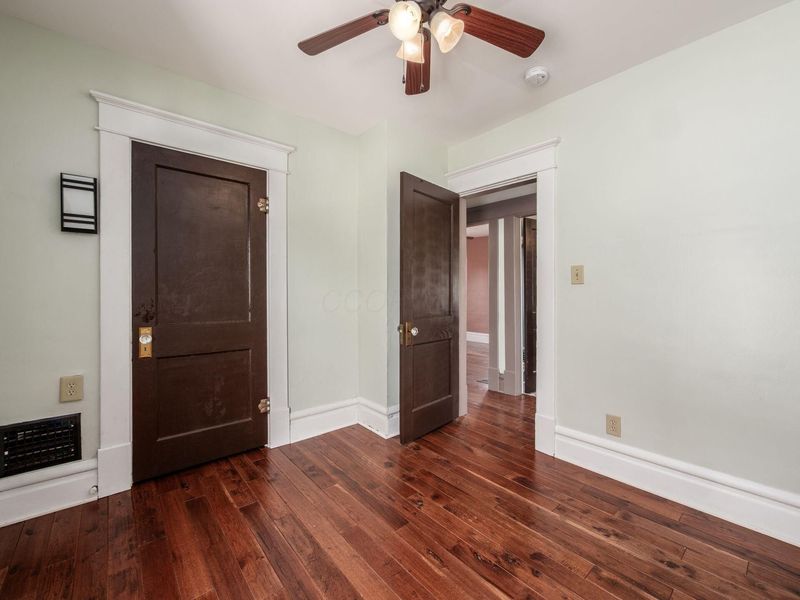 306 E Jenkins Avenue, Columbus, OH 43207 Photo 19