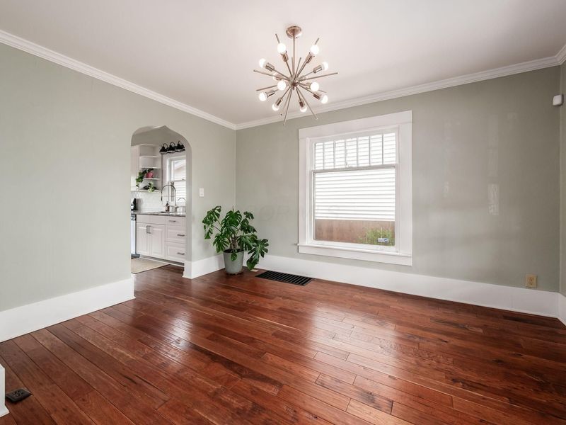 306 E Jenkins Avenue, Columbus, OH 43207 Photo 9