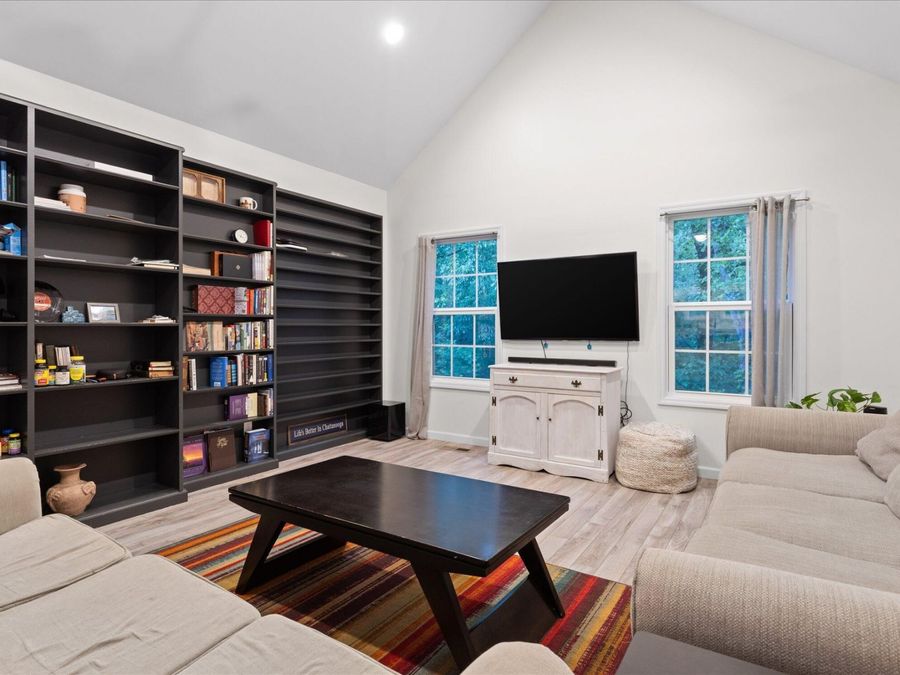 Property Image 64