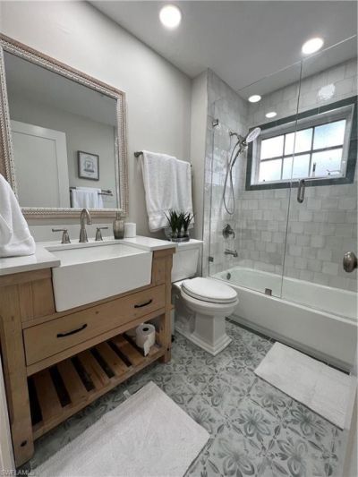7087 Barrington Cir, Unit 201, Naples, FL 34108 Photo